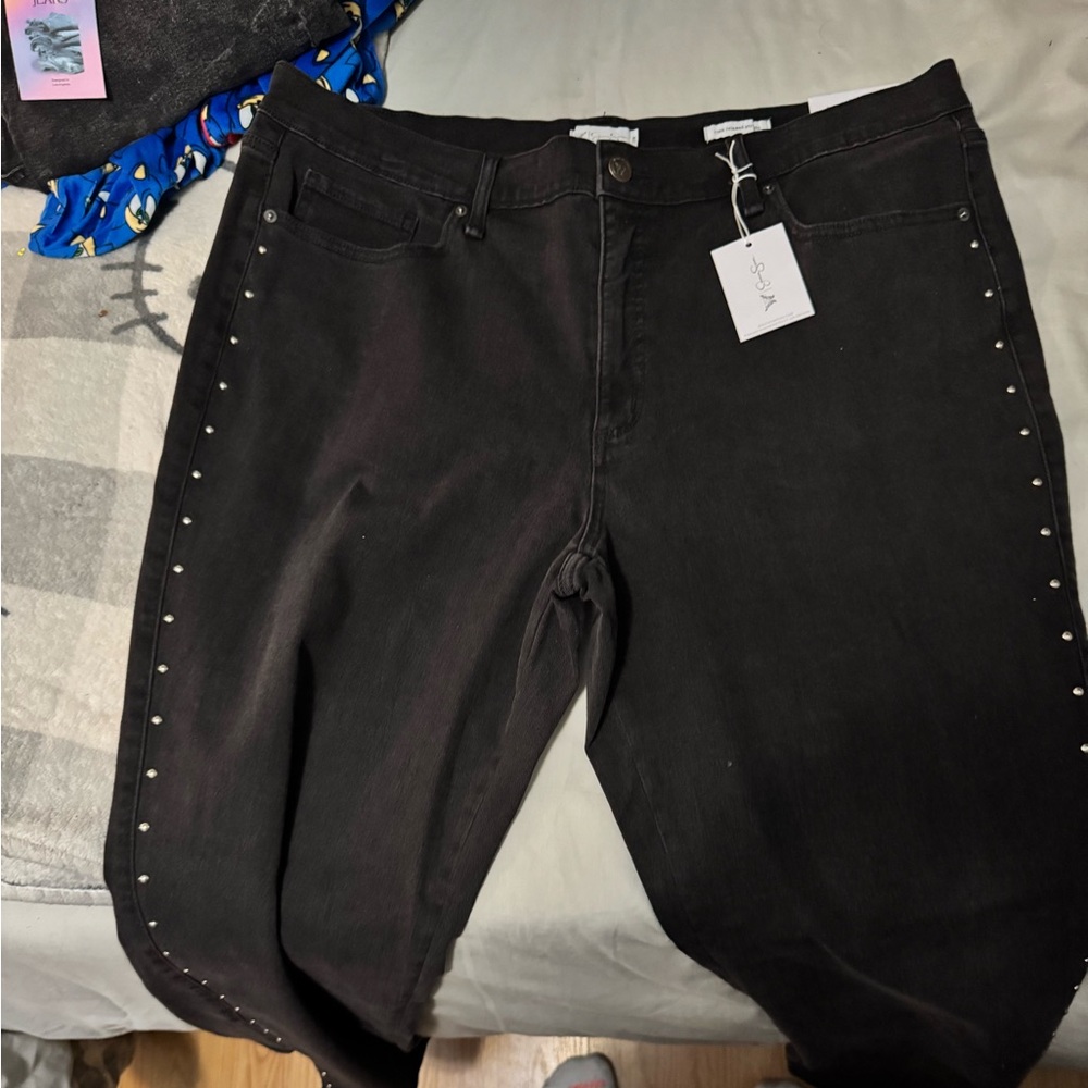 Jessica Simpson Women Rosa Mid Rise Relaxed Straight Jeans,